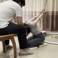 JS原创，你干嘛跪在地上？