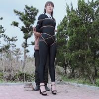 半岛束艺，你在户外玩耍吗？
