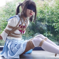 冷与贝，马尾辫的女生好看吗？