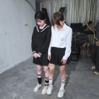 半岛束艺台，你们两个真会玩！